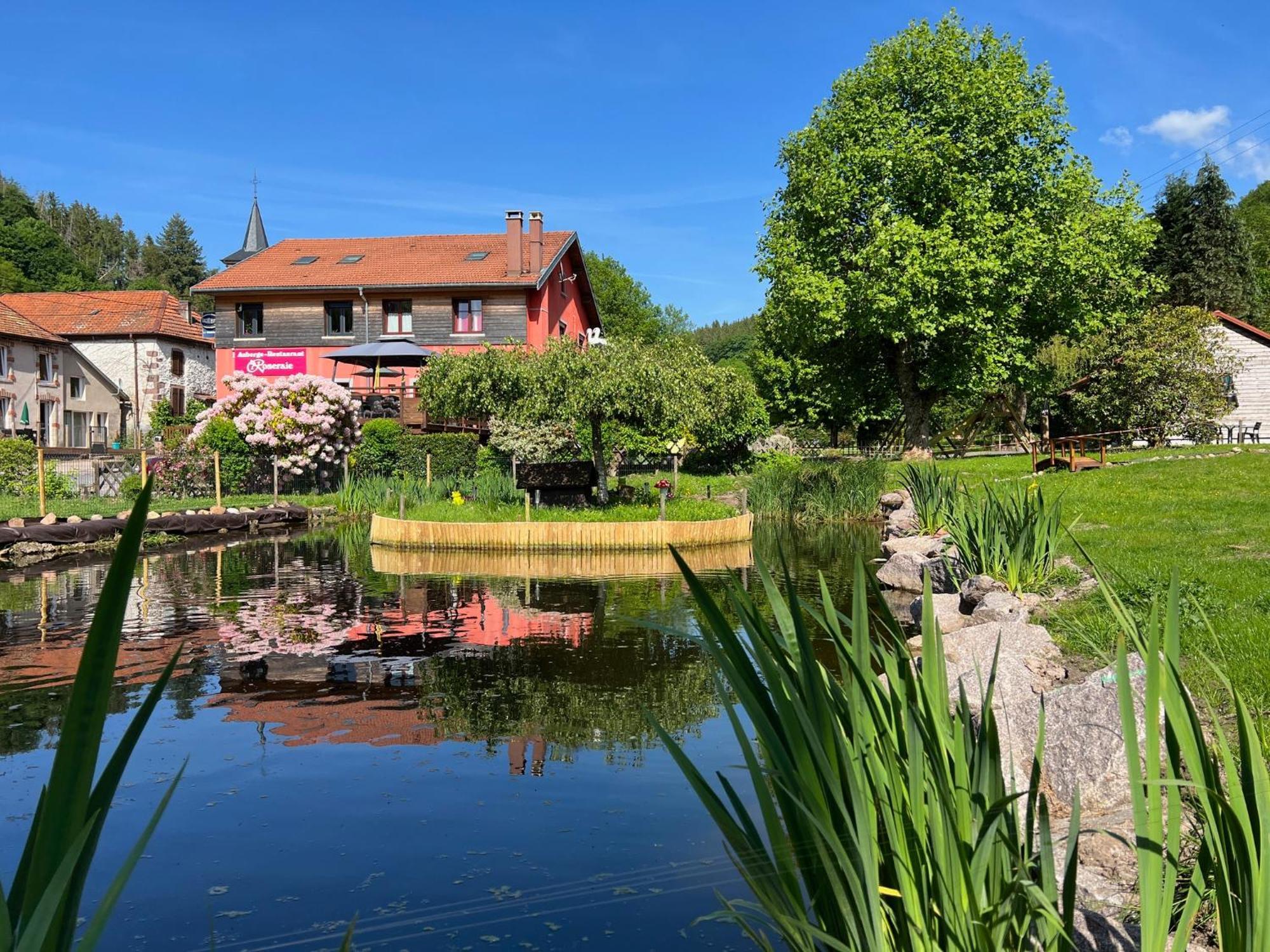 Auberge Restaurant La Roseraie Grandrupt Exterior photo